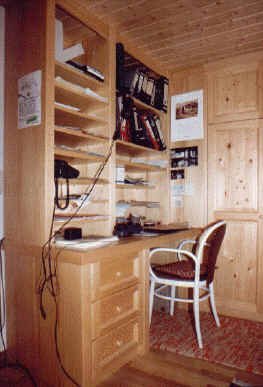 Holz-Wohnwand und Innenausbau